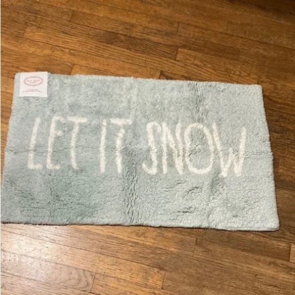 RAE DUNN LET IT SNOW LIGHT TEAL AND WHITE BATHROOM MAT 21X34 - Picture 1 of 5